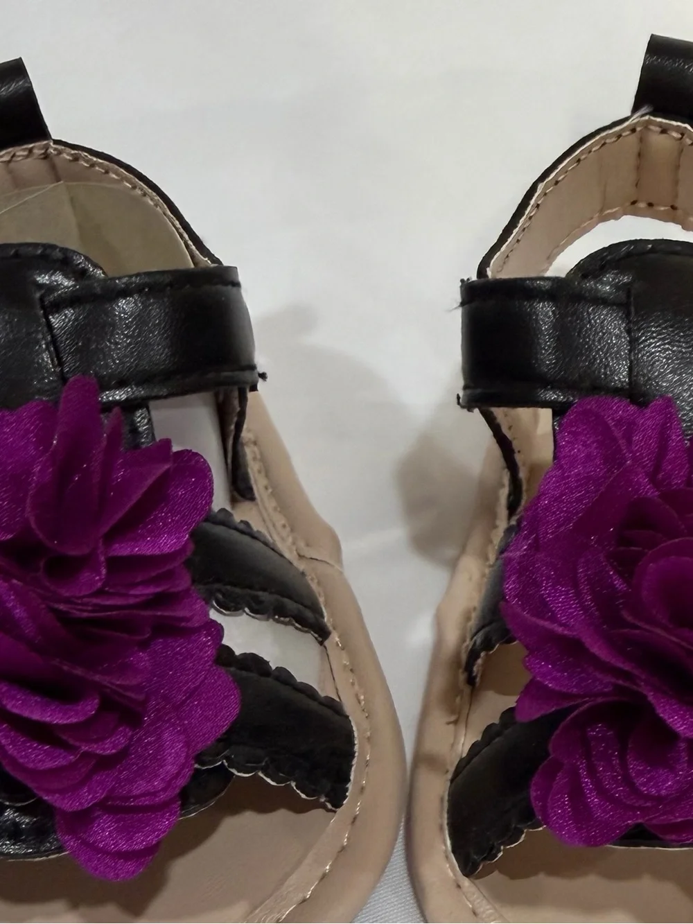 Lucky Brand Black Sandals with Purple Flower